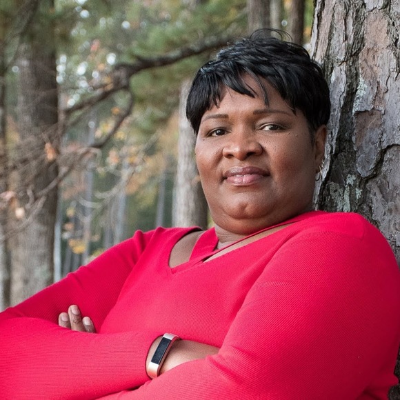 Meet your Posher, Lorene - Picture 1 of 1